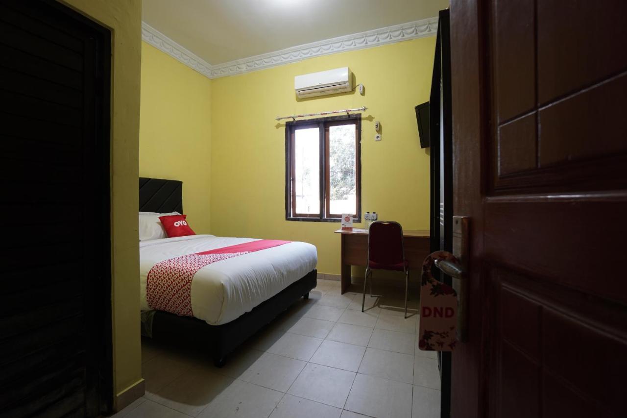 Oyo 2486 Bahana Guest House Manado Ngoại thất bức ảnh